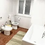 아파트 Charming In - 70 M² - Parking Included