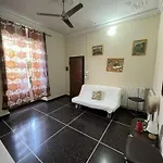 Charming In - 70 M² - Parking Included *