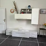 Charming In - 70 M² - Parking Included