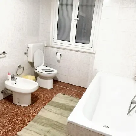 Apartamento Charming In - 70 M² - Parking Included
