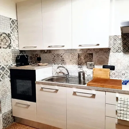 公寓 Charming In - 70 M² - Parking Included 热那亚