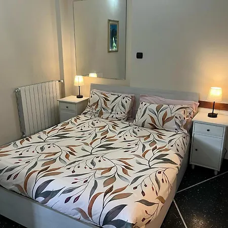 Charming In - 70 M² - Parking Included *
