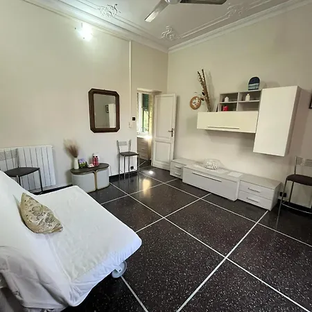 Lägenhet Charming In 70 M² Parking Included Genua