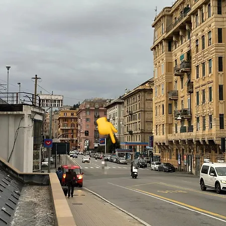 Charming In - 70 M² - Parking Included 热那亚