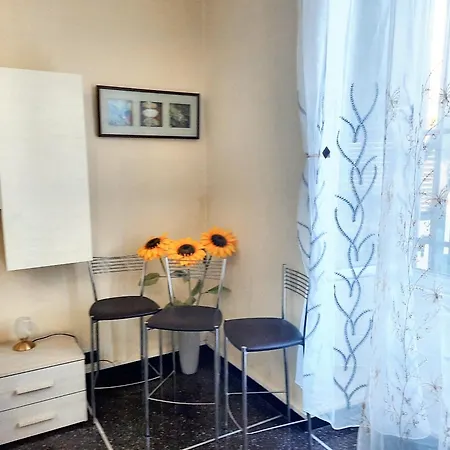 Charming In - 70 M² - Parking Included 제노바