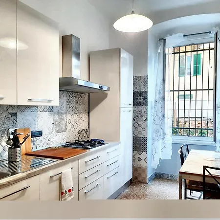 아파트 Charming In - 70 M² - Parking Included