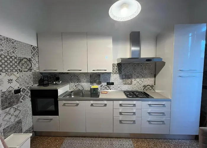 Charming In - 70 M² - Parking Included * Janov