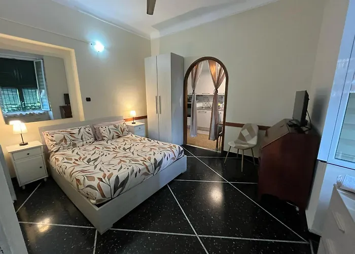 Charming In - 70 M² - Parking Included Janov