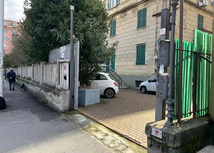 Charming In - 70 M² - Parking Included Apartmán