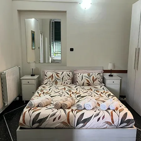 Charming In - 70 M² - Parking Included Apartament Genua